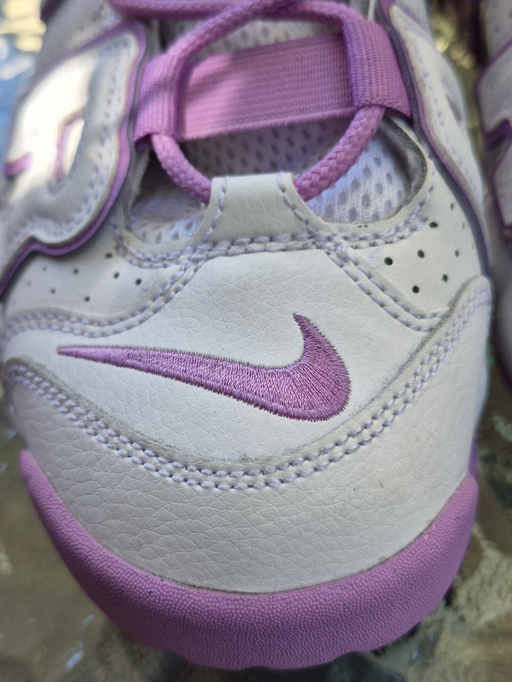Nike Kids' White and Pink AIR Basketball Shoes - Picture 6 of 13